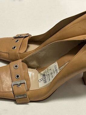 Via Spiga Camel/Tan Leather Buckle Mid-Heel Pumps